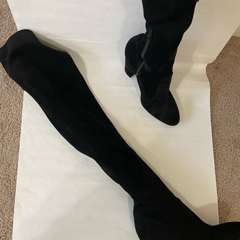 Boots - Picture 4 of 5